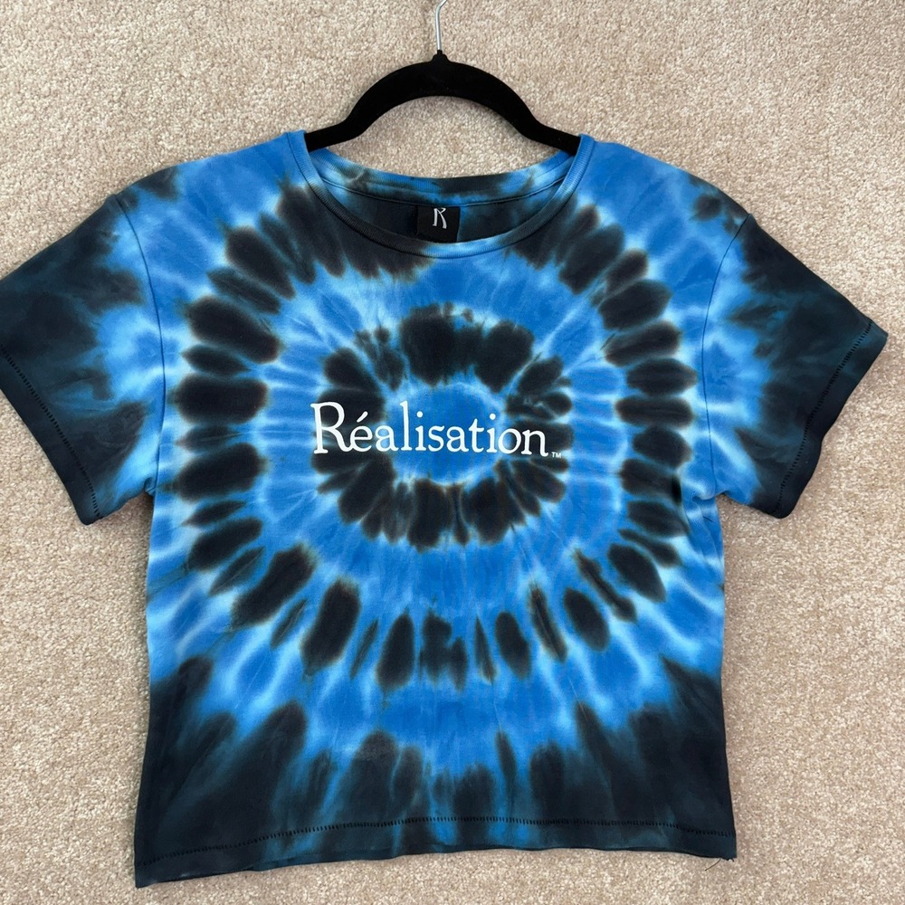 REALISATION PAR The Real Tee Women's Small Blue Tie Dye Logo Graphic T-Shirt